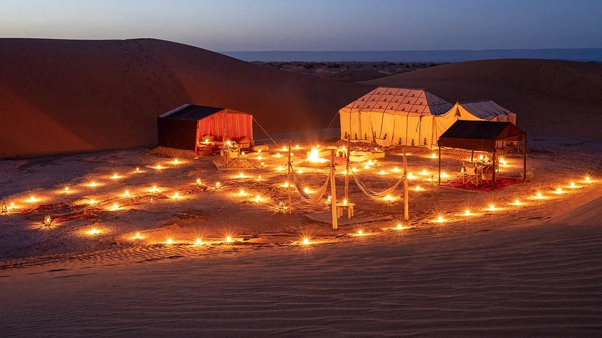 Picnic in the desert