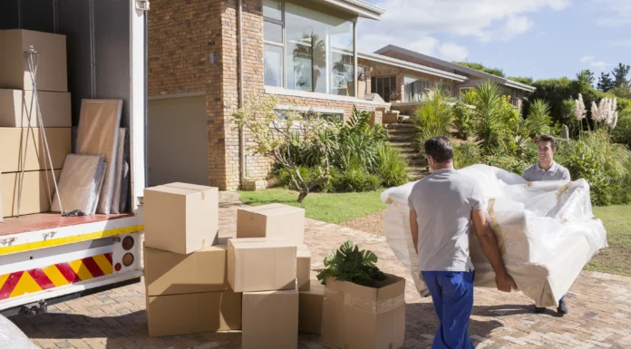 The Benefits Of Using A Moving Company Versus Moving By Yourself Benefits Of Using A Moving Company Versus Moving By Yourself