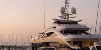 The Dubai Lifestyle: How to Choose the Perfect Yacht for You The Dubai Lifestyle: How to Choose the Perfect Yacht for You