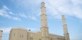 Abu Bakr Al Siddiq Mosque: A Landmark of Faith in Dubai Abu Bakr Al Siddiq Mosque